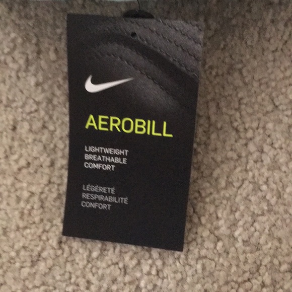 Nike hat - Picture 3 of 4